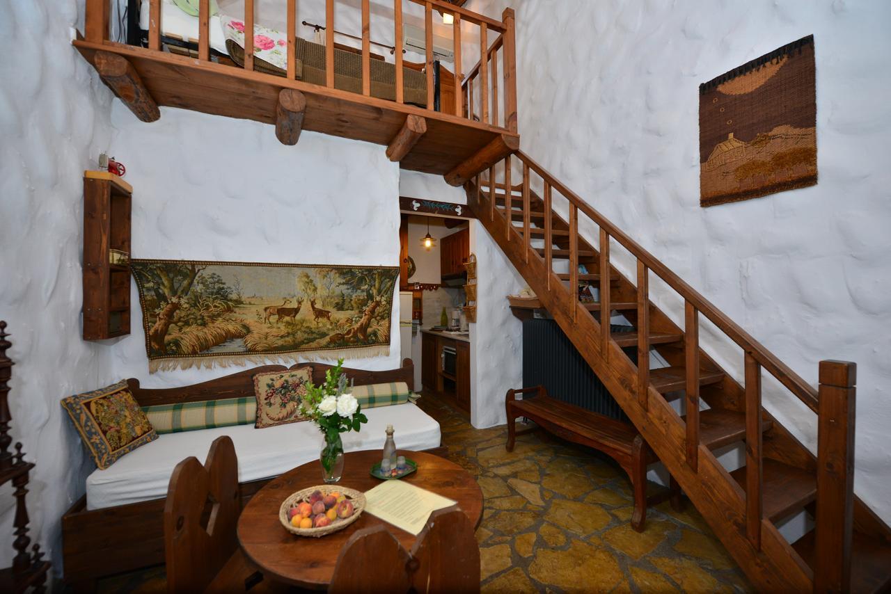 Appartement Viglatoras à Sárkhos Extérieur photo