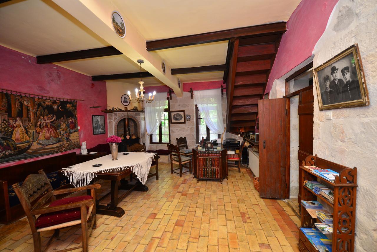 Appartement Viglatoras à Sárkhos Extérieur photo